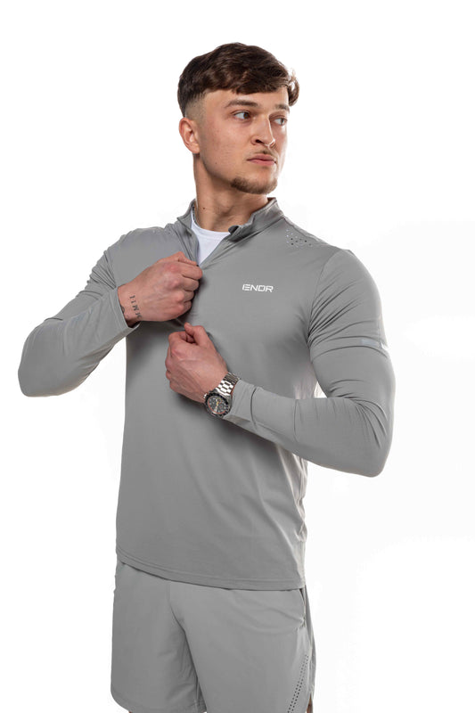 ENDR Quarter Zip Top