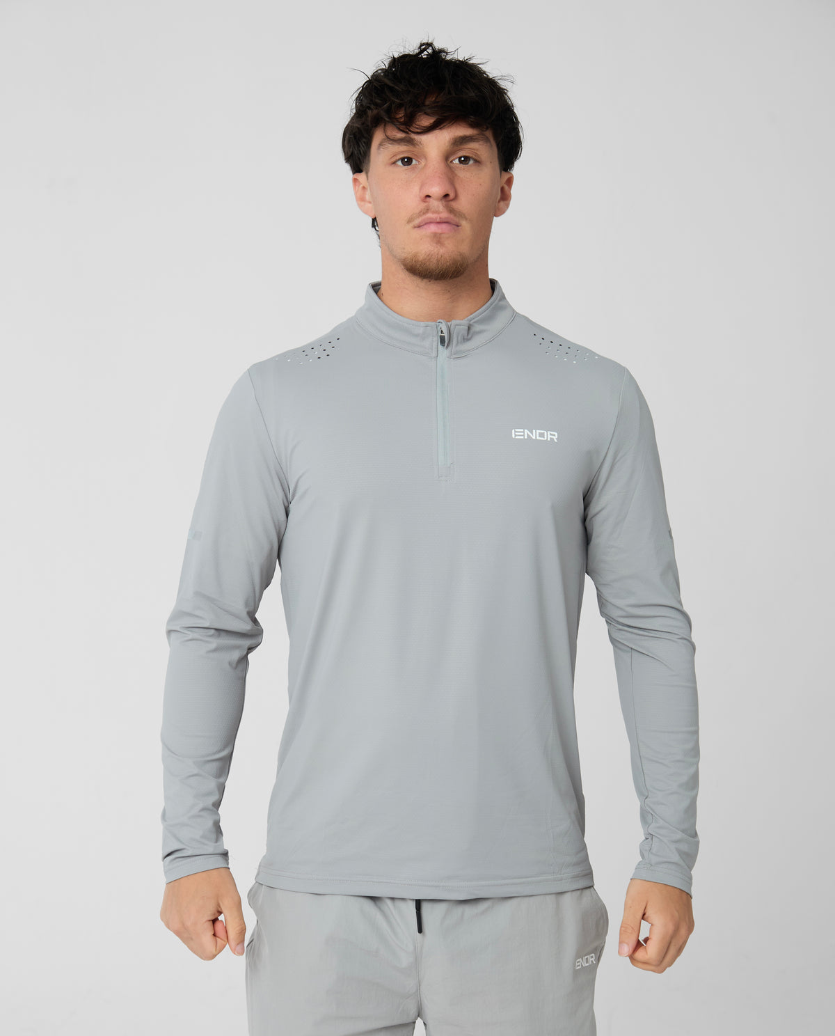 ENDR Quarter Zip Top